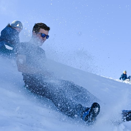 <img alt="" src="/images/9/7/f/b/6/97fb6ff653593112031b911c93ccdf312ccf0d1d-schneetag2024-4-von-43.jpg?alt" />